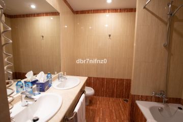 https://cdn.resales-online.com/public/dbr7nifnz0/properties/e0825a36c93911ed84bd0217bc231ef4/w1200/31-5e8b9eb86a2d455eeaf43a7bbf3ccd12.jpg?v=1679552193