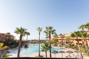 https://cdn.resales-online.com/public/dbr7nifnz0/properties/e0825a36c93911ed84bd0217bc231ef4/w1200/6-241328e1bcc9c0d8ce1222beb6c967a8.jpg?v=1679552193