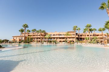 https://cdn.resales-online.com/public/dbr7nifnz0/properties/e0825a36c93911ed84bd0217bc231ef4/w1200/8-e64a9055bba3e77ac8aca3b893cdf826.jpg?v=1679552193