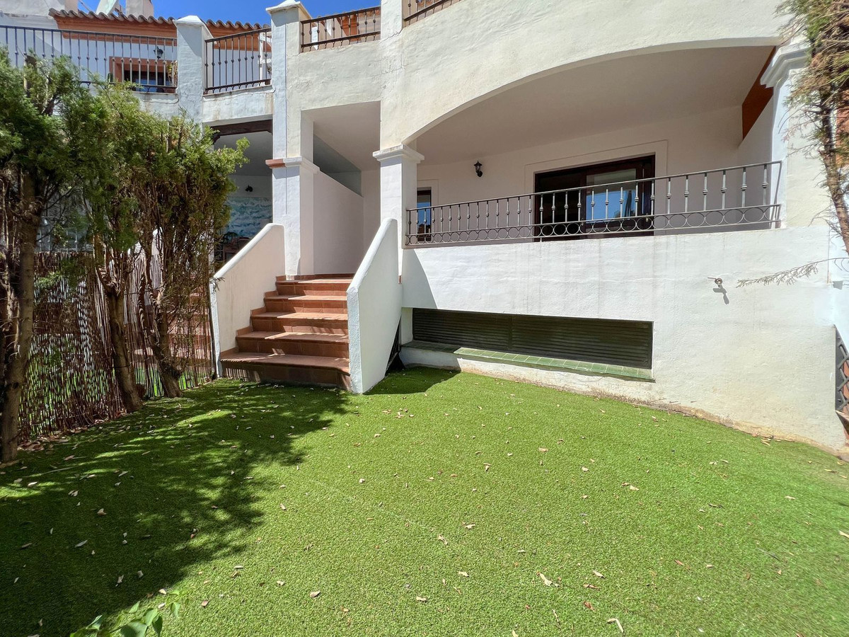 https://cdn.resales-online.com/public/6pcoehzhpl/properties/ed12b77dfba611edb6600217bc231ef4/w1200/1-7980e48d732b6fc85c14b43b94d2aa54.jpg?v=1685096950