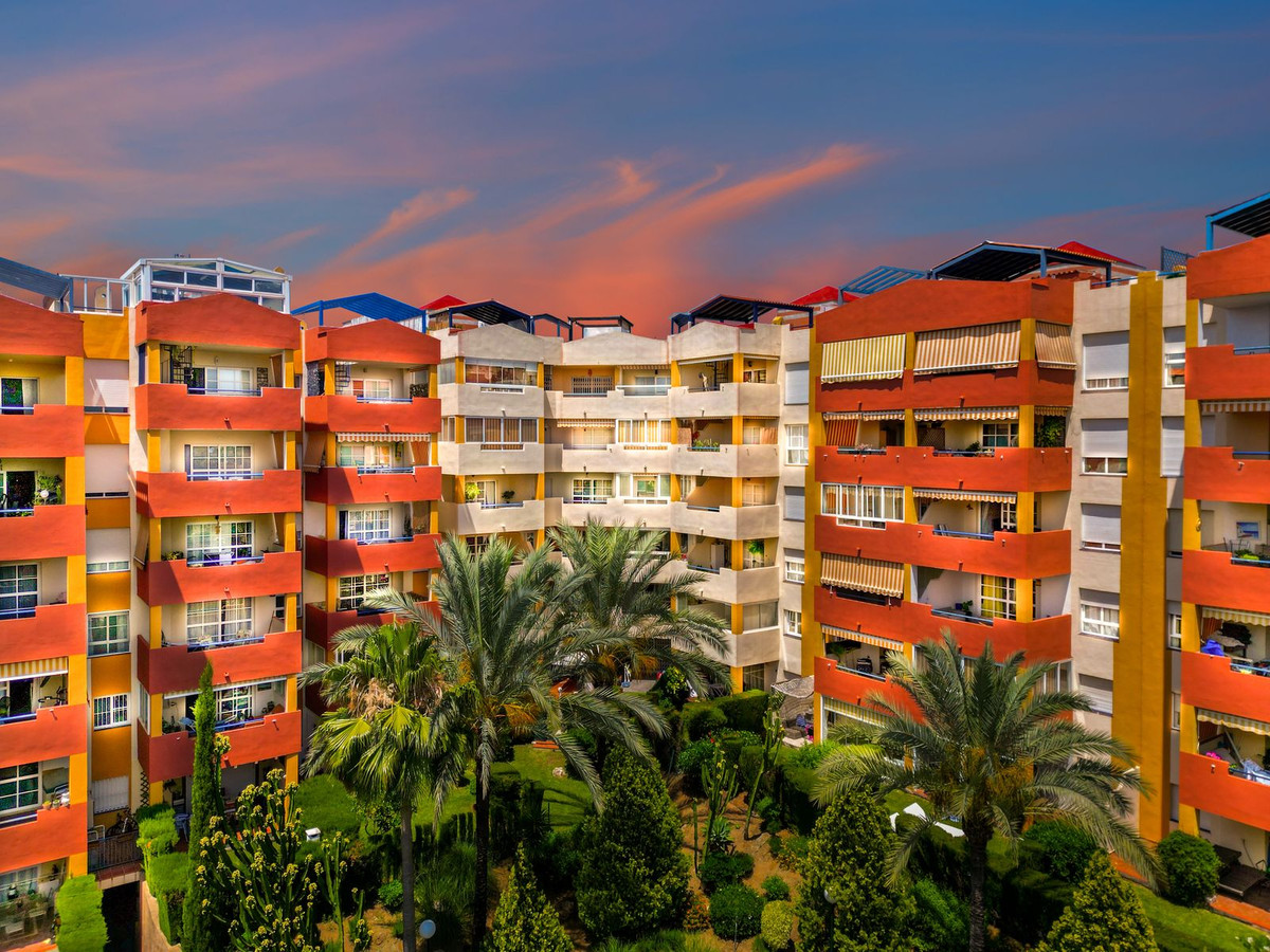 https://cdn.resales-online.com/public/iri9q5dl17/properties/a5092775ff2711edb6600217bc231ef4/w1200/1-7980e48d732b6fc85c14b43b94d2aa54.jpg?v=1685702673