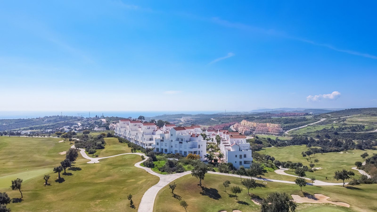 https://cdn.resales-online.com/public/v8b00unuc7/properties/e1c6b73ff88811edb6600217bc231ef4/w1200/1-7980e48d732b6fc85c14b43b94d2aa54.jpg?v=1684938722