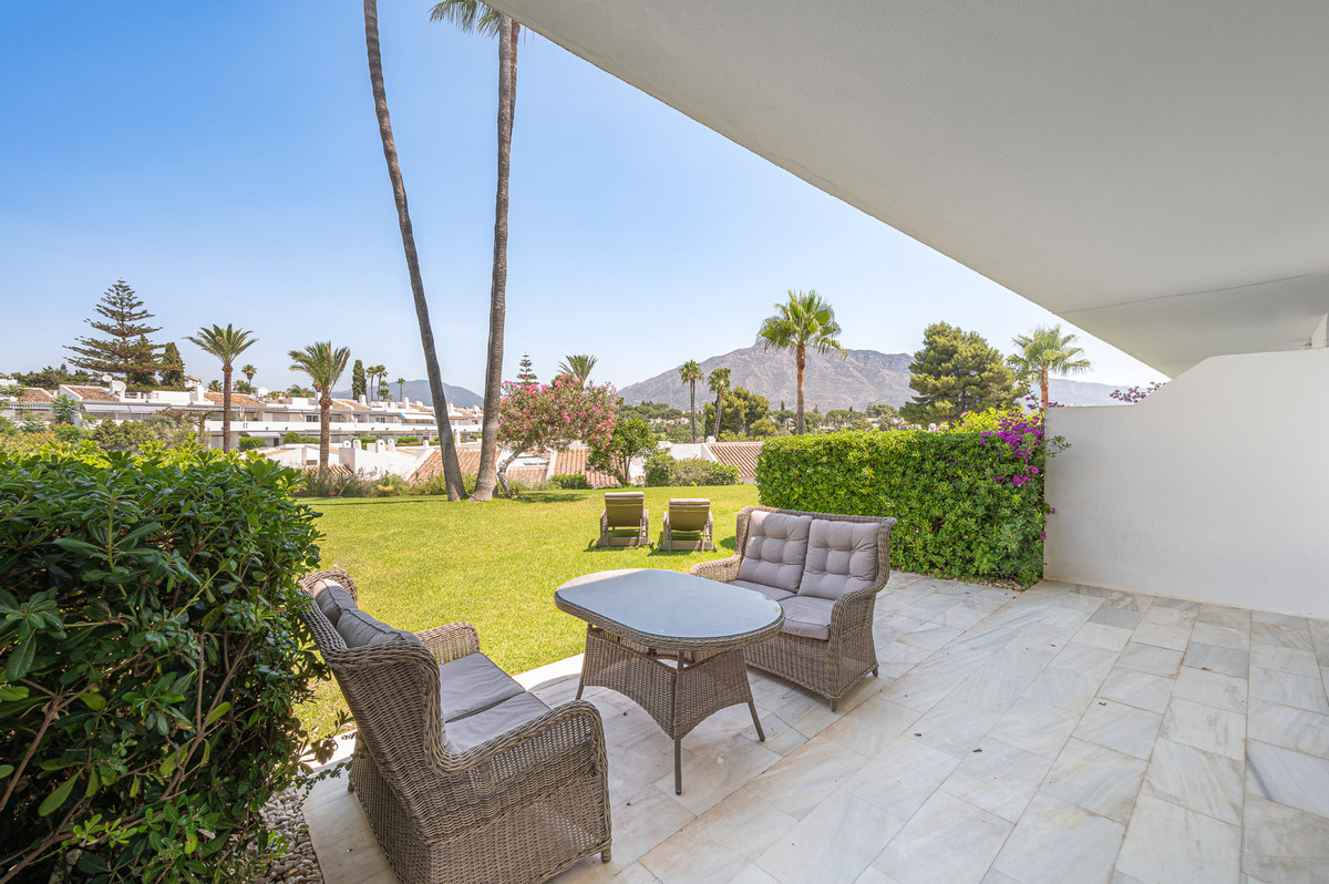 https://cdn.resales-online.com/public/8fm13eveeu/properties/62e1c589087c11eda97d0217bc231ef4/w1200/1-7980e48d732b6fc85c14b43b94d2aa54.jpg?v=1686835794