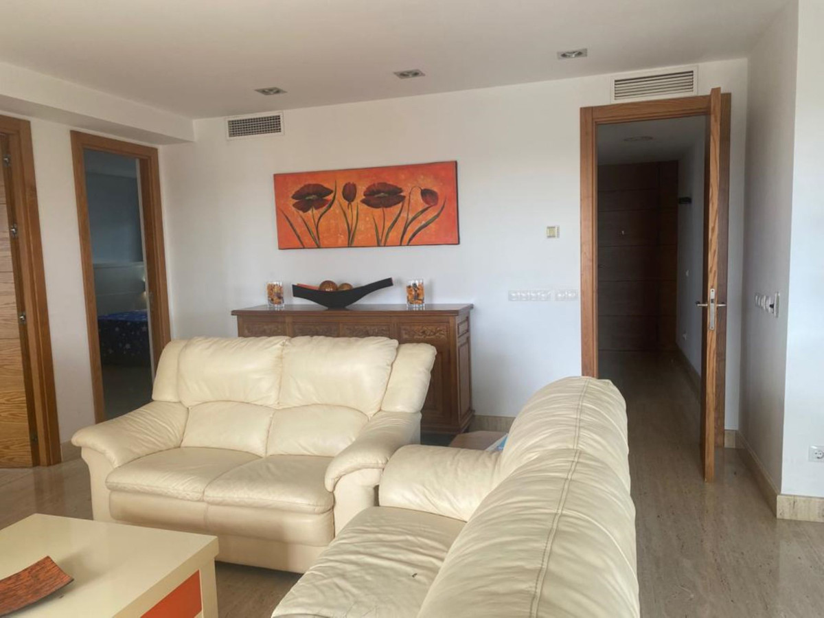 https://cdn.resales-online.com/public/heij8fn7sp/properties/e2bf8d67796711eca97d0217bc231ef4/w1200/1-7980e48d732b6fc85c14b43b94d2aa54.jpg?v=1643019079