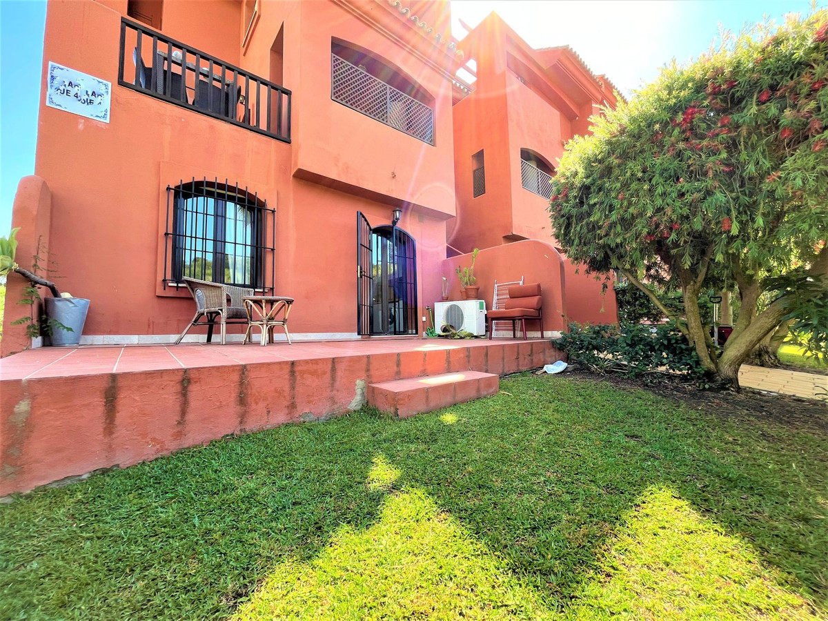 https://cdn.resales-online.com/public/u3l2ad5ic9/properties/718bffcbee4d11edb6600217bc231ef4/w1200/1-7980e48d732b6fc85c14b43b94d2aa54.jpg?v=1683640682