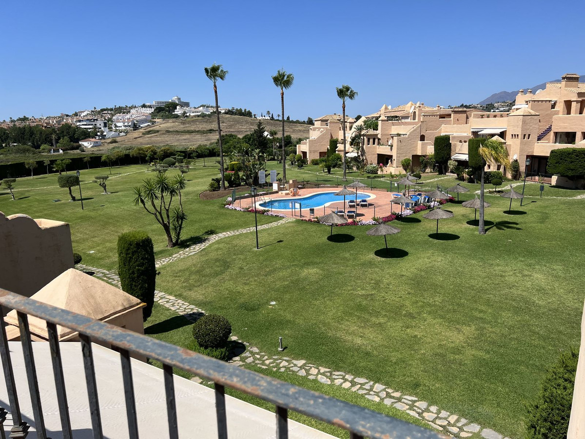 https://cdn.resales-online.com/public/l5qiehb852/properties/894bc596173911eea7b50217bc231ef4/w1200/1-7980e48d732b6fc85c14b43b94d2aa54.jpg?v=1688989371