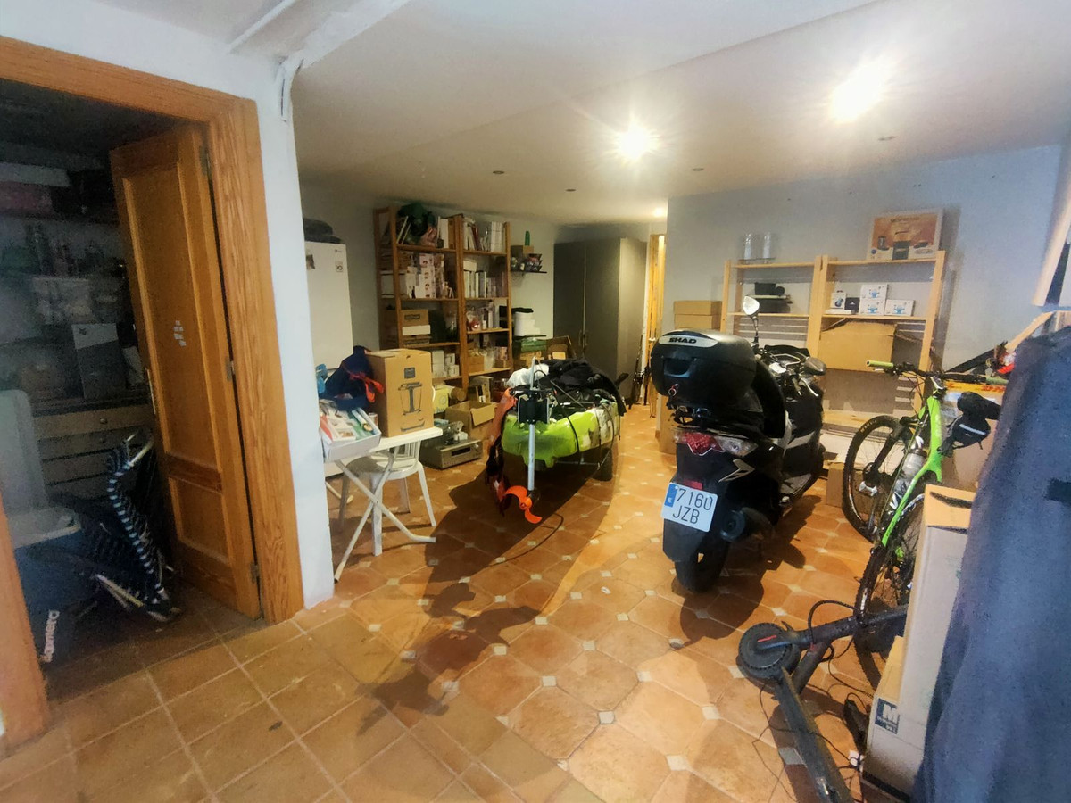 https://cdn.resales-online.com/public/dbr7nhfnz0/properties/7cbf467922f711eea7b50217bc231ef4/w1200/42-3aa90f523689fc5a59d5d37badfe1b6f.jpg?v=1689420065