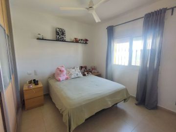 https://cdn.resales-online.com/public/dbr7nhfnz0/properties/7cbf467922f711eea7b50217bc231ef4/w1200/24-613bbc26f32d7013d348ef202dd30a43.jpg?v=1689420065