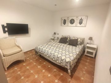 https://cdn.resales-online.com/public/dbr7nhfnz0/properties/7cbf467922f711eea7b50217bc231ef4/w1200/34-2e8657844e540eba0189d71f472ffca9.jpg?v=1689420065