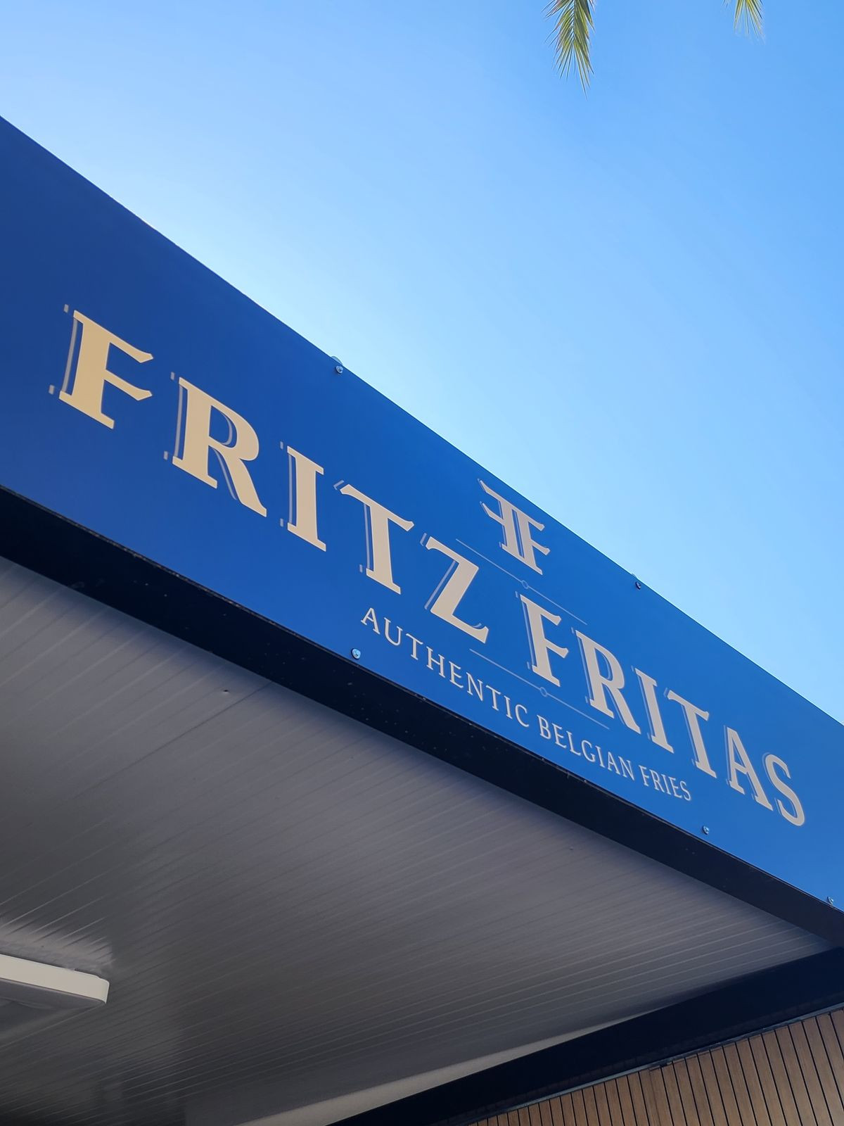 https://cdn.resales-online.com/public/mniza5thix/properties/9acdf6f7321b11eea7b50217bc231ef4/w1200/1-7980e48d732b6fc85c14b43b94d2aa54.jpg?v=1691088482