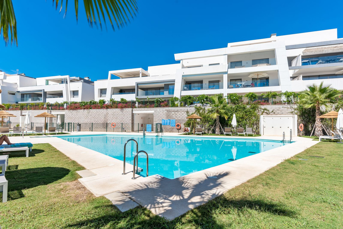 https://cdn.resales-online.com/public/57ogeanl2g/properties/55f938fd32c111eea7b50217bc231ef4/w1200/1-7980e48d732b6fc85c14b43b94d2aa54.jpg?v=1691155943