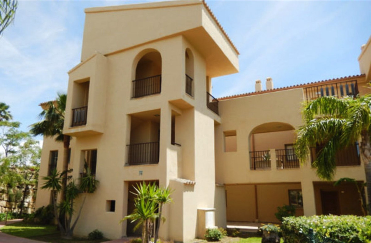 https://cdn.resales-online.com/public/jja1jz8h5h/properties/df1c021f416e11eea6080217bc231ef4/w1200/1-7980e48d732b6fc85c14b43b94d2aa54.jpg?v=1692769093