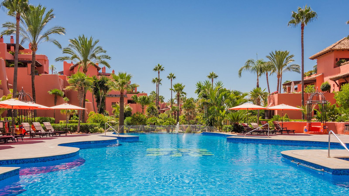 https://cdn.resales-online.com/public/srkj52ppih/properties/5e395c6240fc11eea6080217bc231ef4/w1200/1-7980e48d732b6fc85c14b43b94d2aa54.jpg?v=1692720217