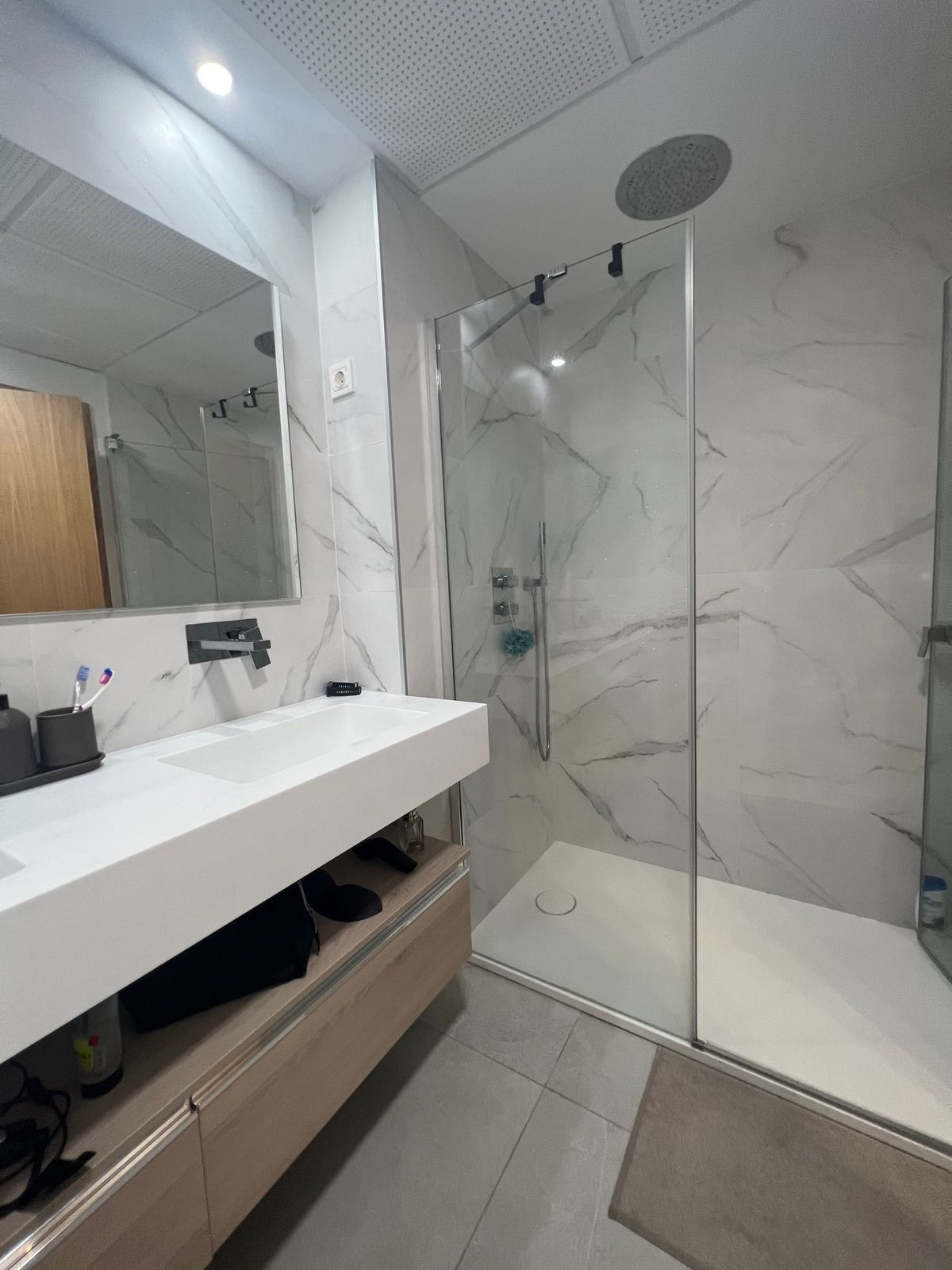 https://cdn.resales-online.com/public/mp8zxt75jy/properties/4da0890b440811eea6080217bc231ef4/w1200/11-20939a0134ad724a8cb2a801094d15a4.jpg?v=1693055909