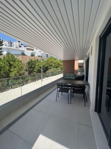 https://cdn.resales-online.com/public/mp8zxt75jy/properties/4da0890b440811eea6080217bc231ef4/w1200/15-11d12f2f454f2f5e9b981fdd8b901d51.jpg?v=1693055909