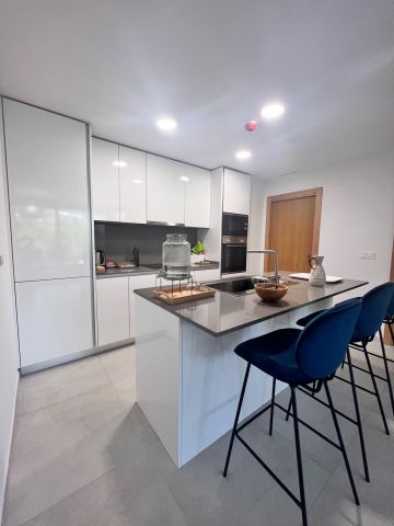 https://cdn.resales-online.com/public/mp8zxt75jy/properties/4da0890b440811eea6080217bc231ef4/w1200/6-241328e1bcc9c0d8ce1222beb6c967a8.jpg?v=1693055909