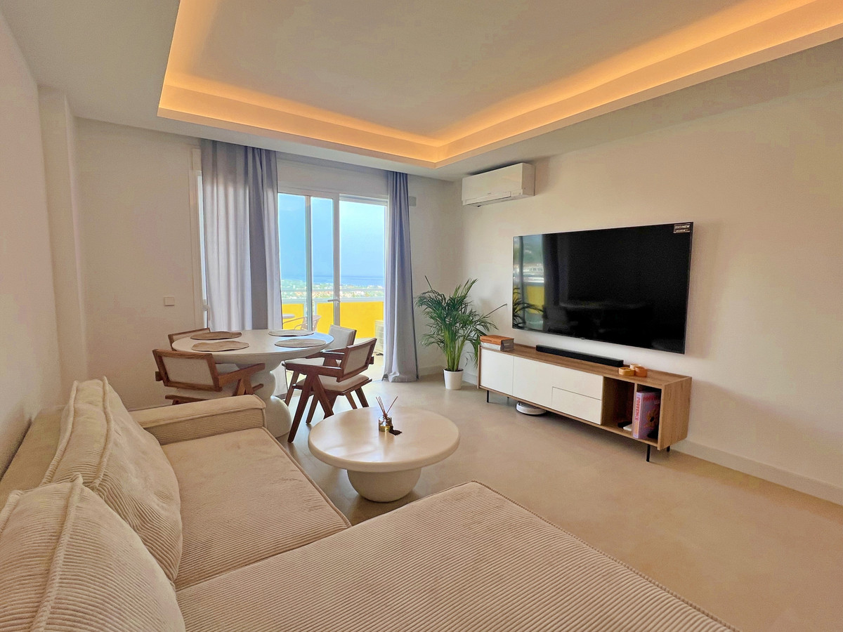 https://cdn.resales-online.com/public/le17760puz/properties/8533c5af51fb11eea6080217bc231ef4/w1200/1-7980e48d732b6fc85c14b43b94d2aa54.jpg?v=1694588720