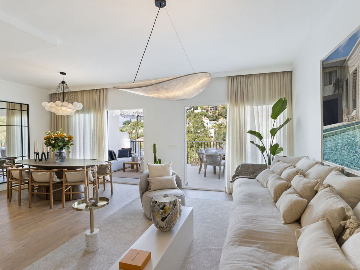 https://cdn.resales-online.com/public/kjnc9dy87h/properties/d89887b757af11eea6080217bc231ef4/w1200/1-7980e48d732b6fc85c14b43b94d2aa54.jpg?v=1695216718