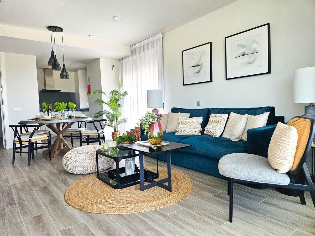 https://cdn.resales-online.com/public/lkod9dy88i/properties/228f3ffe607811eea6080217bc231ef4/w1200/1-7980e48d732b6fc85c14b43b94d2aa54.jpg?v=1696186253