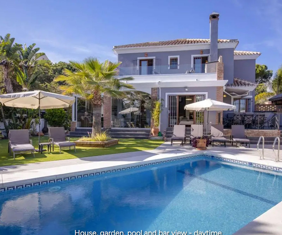 https://cdn.resales-online.com/public/pg5ce1tdbg/properties/1d6d1efa781f11ee8fbe0217bc231ef4/w1200/1-7980e48d732b6fc85c14b43b94d2aa54.jpg?v=1698785099
