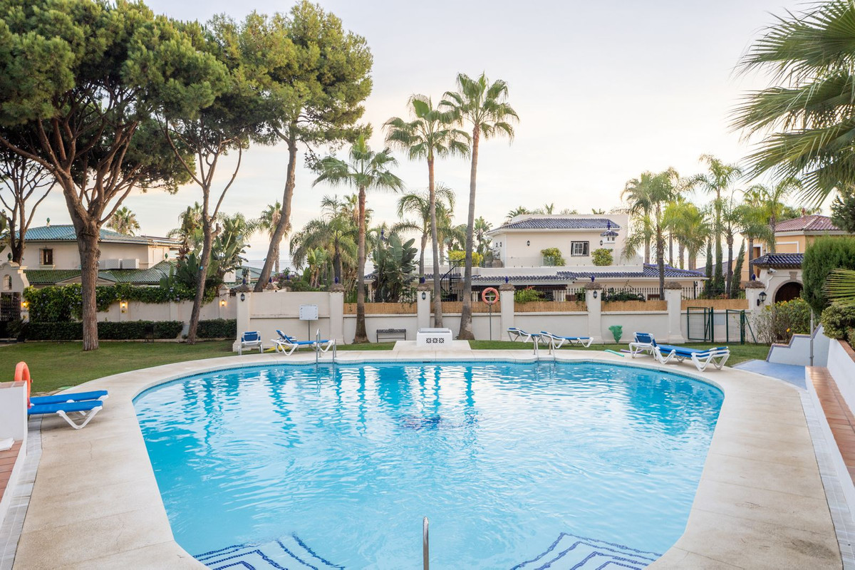 https://cdn.resales-online.com/public/da3ha4dk99/properties/78122ee2780a11ee8fbe0217bc231ef4/w1200/1-7980e48d732b6fc85c14b43b94d2aa54.jpg?v=1698773743