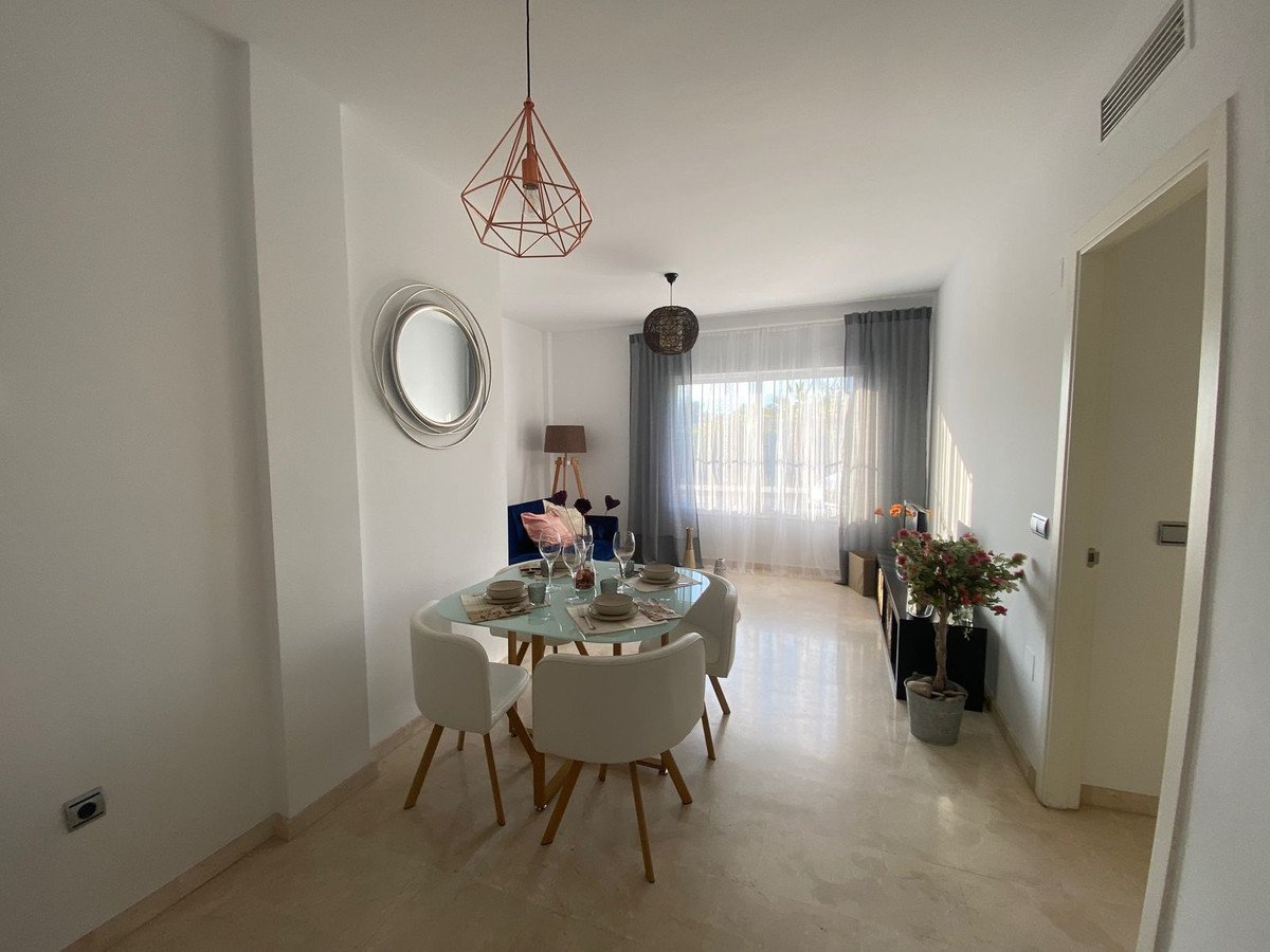https://cdn.resales-online.com/public/hkt1fof7p5/properties/190e370577f311ee8fbe0217bc231ef4/w1200/1-7980e48d732b6fc85c14b43b94d2aa54.jpg?v=1698771362