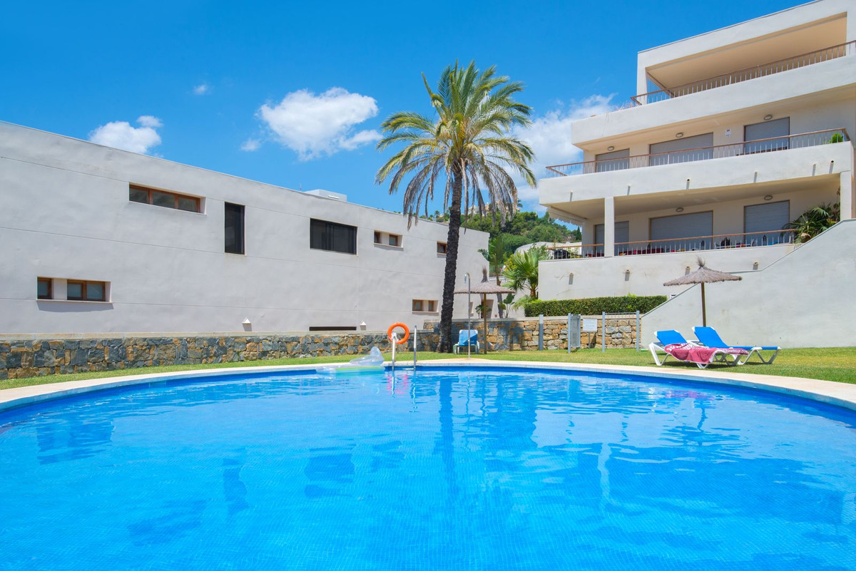 https://cdn.resales-online.com/public/qqh8q7eoco/properties/7e4e689f782211ee8fbe0217bc231ef4/w1200/1-7980e48d732b6fc85c14b43b94d2aa54.jpg?v=1698786932