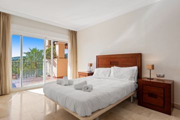 https://cdn.resales-online.com/public/1k5stslnpi/properties/370d130385d311eeb0180217bc231ef4/w1200/2-5bd7b9d04b45e33852eaf0ec6670150d.jpg?v=1700288870