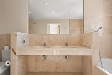 https://cdn.resales-online.com/public/1k5stslnpi/properties/370d130385d311eeb0180217bc231ef4/w1200/12-53013098fcab6c38b1379cd33298e050.jpg?v=1700288870