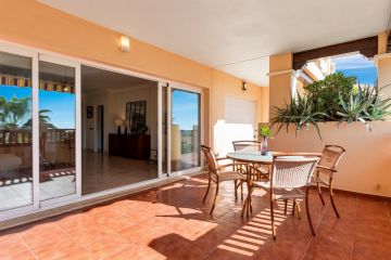https://cdn.resales-online.com/public/1k5stslnpi/properties/370d130385d311eeb0180217bc231ef4/w1200/32-e7f90ea5feef5e01d64d74d6b6d8a834.jpg?v=1700288870
