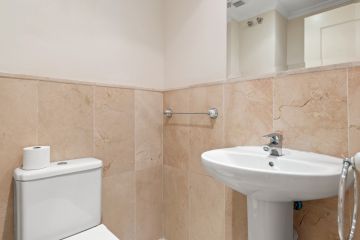 https://cdn.resales-online.com/public/1k5stslnpi/properties/370d130385d311eeb0180217bc231ef4/w1200/9-467d0cee5b725f3ef65f102a0c2e69c0.jpg?v=1700288870