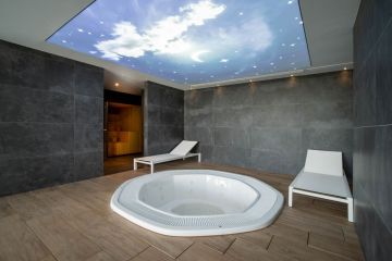 https://cdn.resales-online.com/public/9figpa9i1f/properties/393e979e854611eeb0180217bc231ef4/w1200/11-20939a0134ad724a8cb2a801094d15a4.jpg?v=1700230286