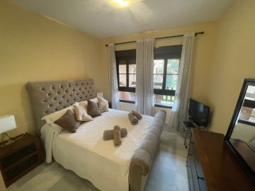 https://cdn.resales-online.com/public/5em70cvk9j/properties/e32a937e83ac11eeb0180217bc231ef4/w1200/10-bb915d1cb19341576dcdc994b81ab9c5.jpg?v=1700052506