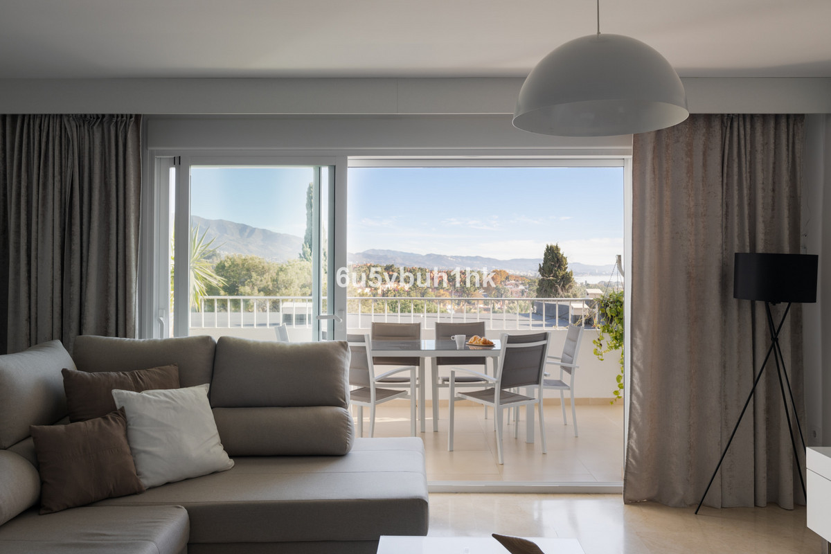 https://cdn.resales-online.com/public/6u5vbuh1hk/properties/5e9afcb8876311eeb0180217bc231ef4/w1200/1-7980e48d732b6fc85c14b43b94d2aa54.jpg?v=1700460735