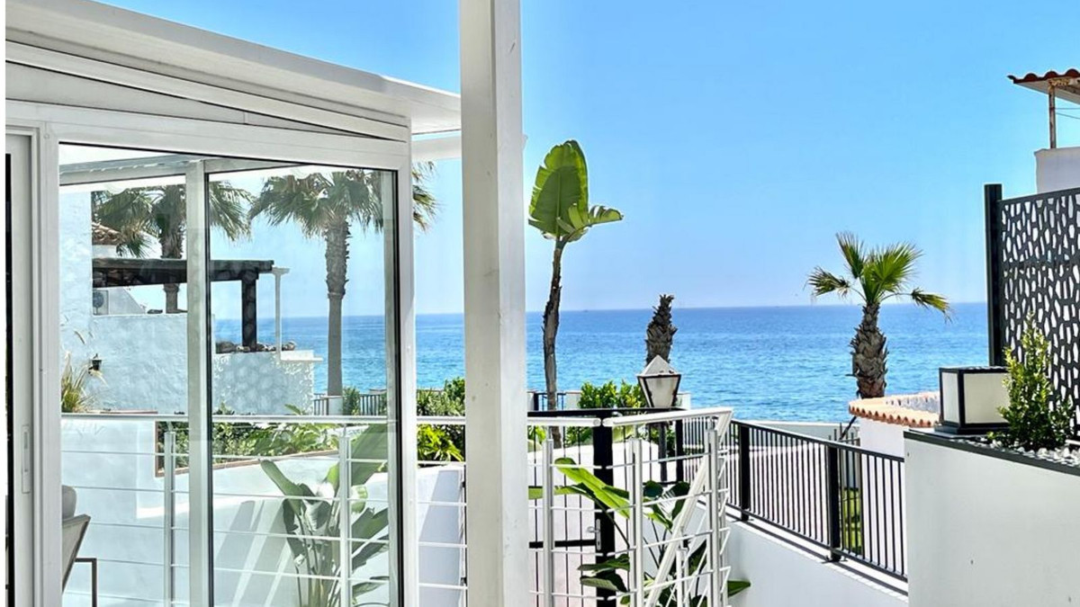 https://cdn.resales-online.com/public/uhu060fbcr/properties/1472deb6893b11eeb0180217bc231ef4/w1200/1-7980e48d732b6fc85c14b43b94d2aa54.jpg?v=1700733831