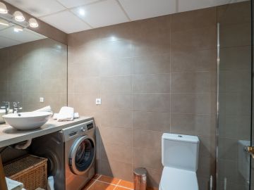 https://cdn.resales-online.com/public/jnufkp0j3k/properties/zrcldormaadtnaa/w1200/19-d0ed7da2012a09046d307c195d98e7d6.jpg?v=1659591952