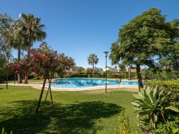 https://cdn.resales-online.com/public/jnufkp0j3k/properties/zrcldormaadtnaa/w1200/6-241328e1bcc9c0d8ce1222beb6c967a8.jpg?v=1659591952