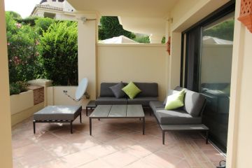 https://cdn.resales-online.com/public/4u8i2in212/properties/lwymruwysmicwjz/w1200/13-5fd73dea700db77384c091ca9818b1a9.jpg?v=1613492969