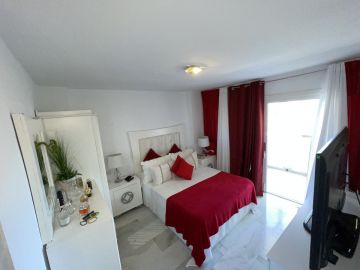 https://cdn.resales-online.com/public/t2k3jmpl4k/properties/anfeblpubtroyzu/w1200/14-d70dc3102c00d7be0e872dfe1c1f86d7.jpg?v=1663923091