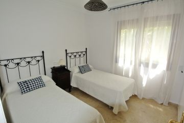 https://cdn.resales-online.com/public/89kcvpt69u/properties/qewenoazuxswess/w1200/14-d70dc3102c00d7be0e872dfe1c1f86d7.jpg?v=1693327223