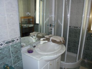 https://cdn.resales-online.com/public/7i68p4bai0/properties/vmmyztvwptovtnq/w1200/54-cba5c6f0c186831e5b449ecd59074d41.jpg?v=1647892645