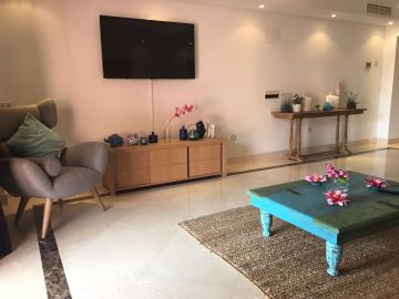 https://cdn.resales-online.com/public/ertu08aq1s/properties/qltktfppatdawze/w1200/8-e64a9055bba3e77ac8aca3b893cdf826.jpg?v=1623664788