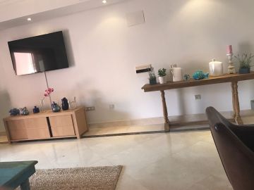 https://cdn.resales-online.com/public/ertu08aq1s/properties/qltktfppatdawze/w1200/9-467d0cee5b725f3ef65f102a0c2e69c0.jpg?v=1623664788