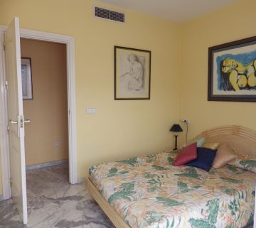 https://cdn.resales-online.com/public/bf93ikfesu/properties/gexboiowbfamkaj/w1200/4-c23c0f86247804fa50226aecd8b0b2c8.jpg?v=1668235326