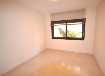 https://cdn.resales-online.com/public/lahrid967e/properties/zwbclnyyukzguob/w1200/12-53013098fcab6c38b1379cd33298e050.jpg?v=1592502615